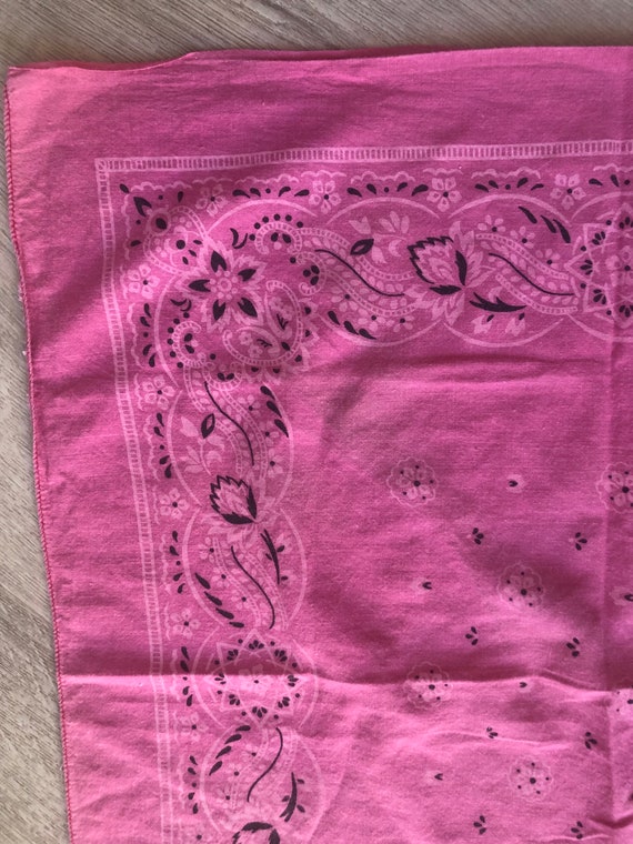 Vintage pink bandana RN 13960,faded worn in pink … - image 7