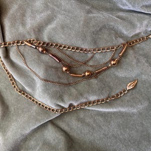 Vintage 1980s heavy gold tone metal chain belt, gold tone chain belt 80s 1980s