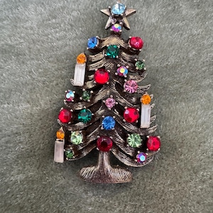 Vintage Weiss Christmas Tree Pin: Rhinestone Candle Brooch, 60s Holiday Jewelry