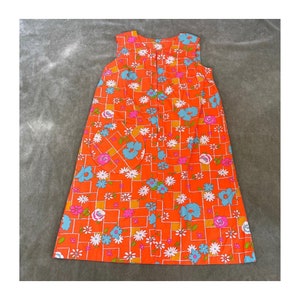 Vintage 60s Floral Mini Dress: Orange Mod Cotton Circle Pocket