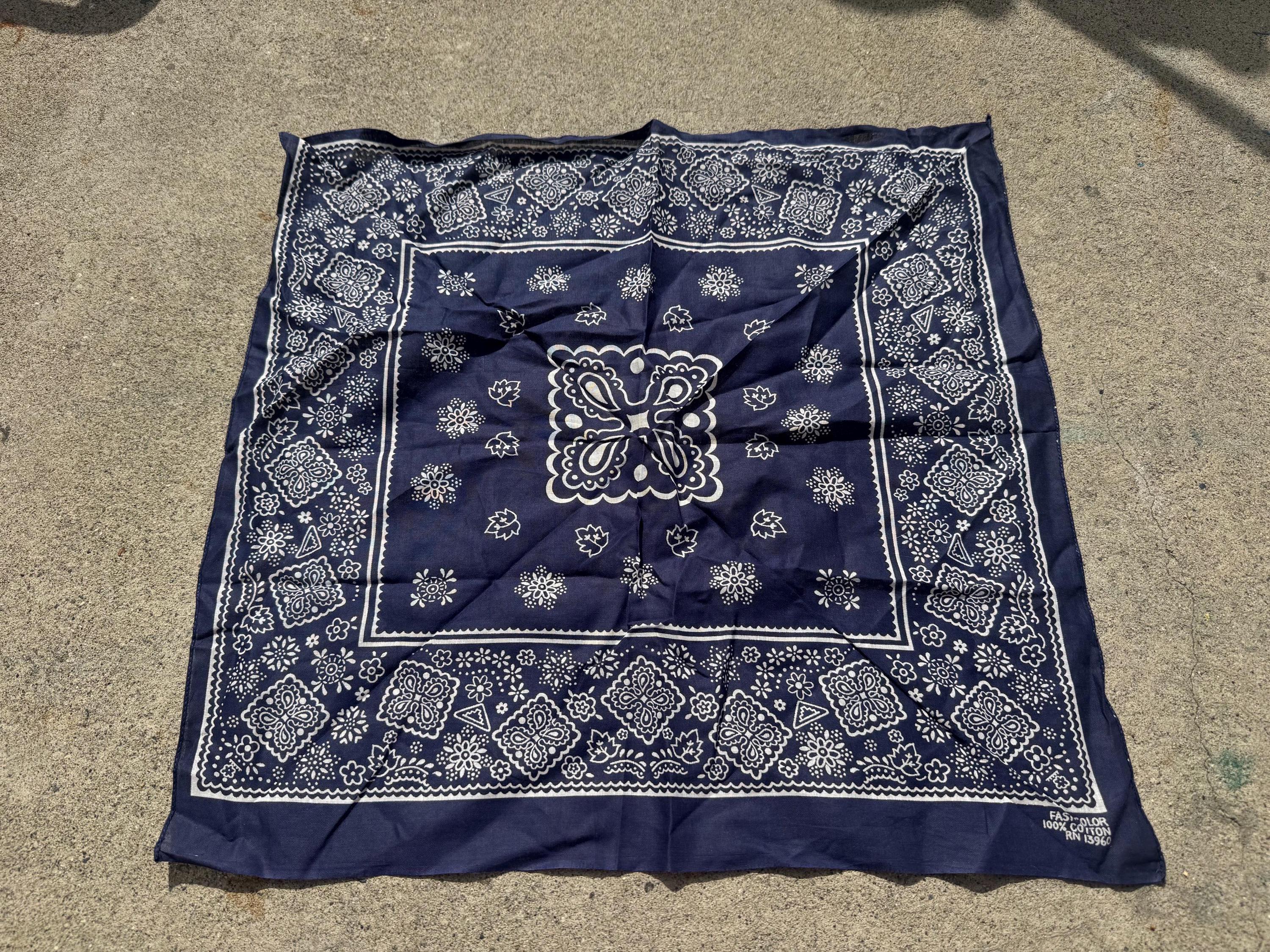Vintage 1960s Bandana - Etsy