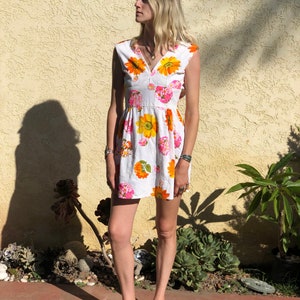 Vintage 60s 70s flower power mini dress,1960s 1970s handmade dress,short 60s flower dress,pink orange groovy flower 60s 70s dress size small