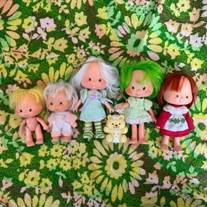 Vintage Strawberry Shortcake dolls Kenner 1980s, 80s Kenner Strawberry shortcake dolls lot of 5 with butter cookie bear, 80s dolls toys lot
