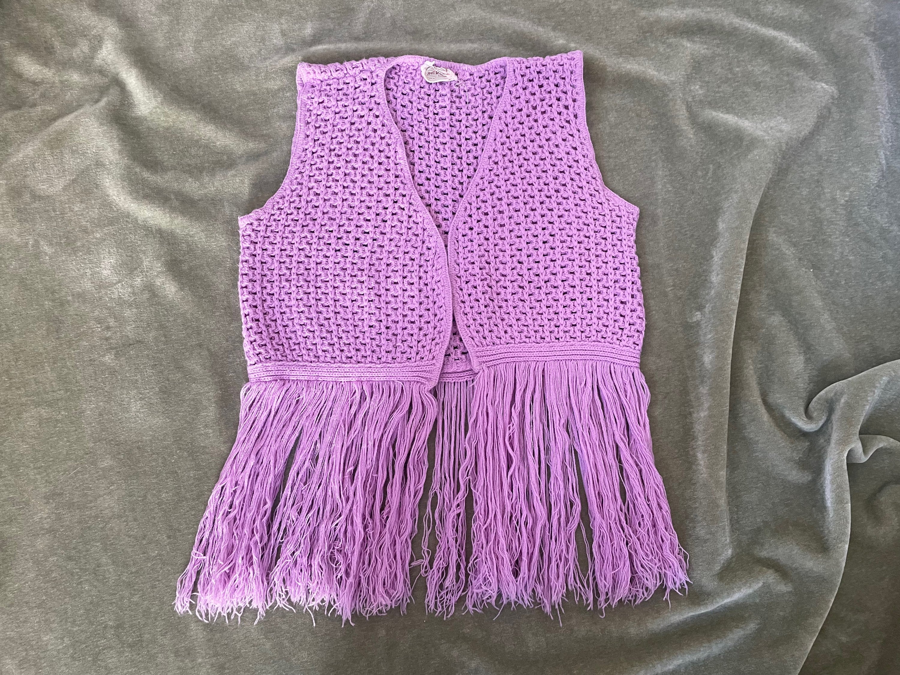 Vintage 60s 70s Purple Sweater Vest with Fringe Purple Fringe Orlon Acrylic Sweater Vest Hippie Mod Boho Sweater Vest Light Purple