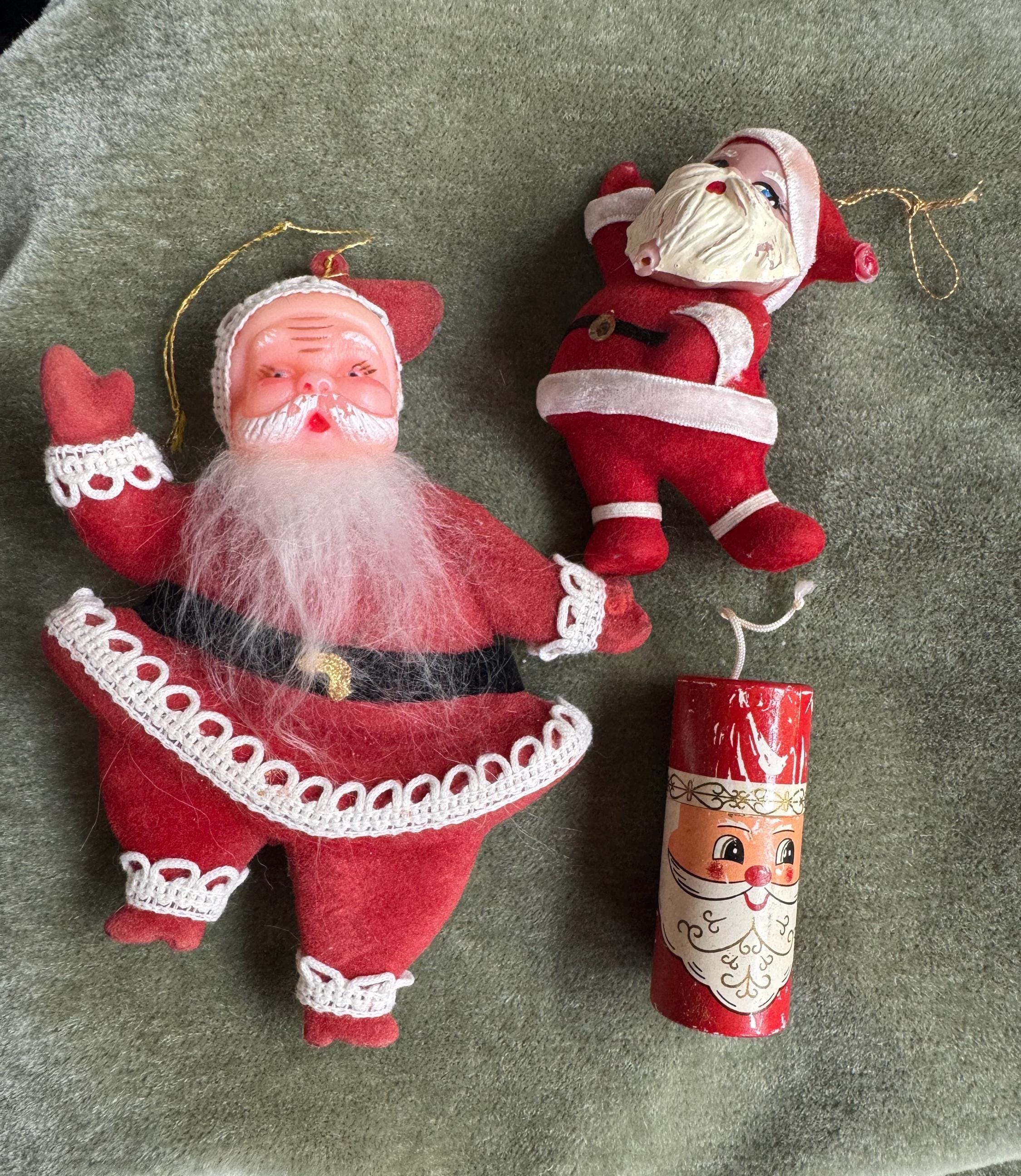 Vintage 1960s Kitsch Santa Lot: Capri Match Holder & Dancing