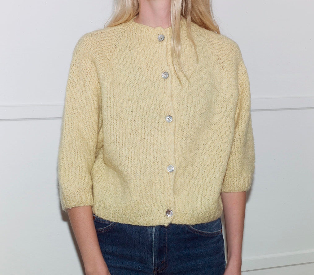 Vintage Pale Yellow 3/4 Sleeve Cardigan 
