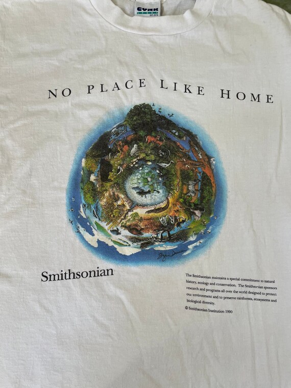 Vintage 90s Smithsonian earth t shirt,no place li… - image 3