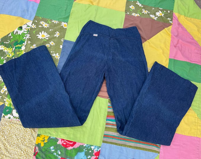 Vintage 70s Dittos Bellbottom Jeans: High Waisted dark denim dittos, 28" AS IS FADED