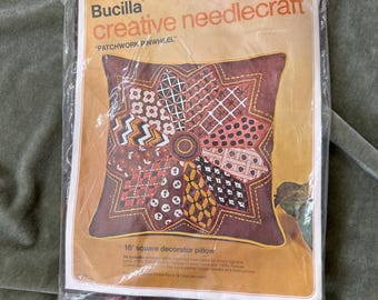 Vintage Bucilla Patchwork Pinwheel Pillow Kit: Creative Needlecraft