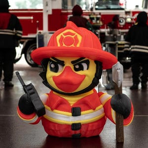 FireFeather – 3D Printed Articulated Duck Figurine | Funny Collectible for Jeep Owners & Duck Lovers | Firefighter Gift
