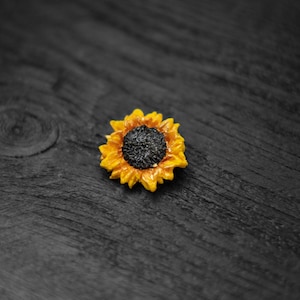 Brosche, Pin, Sonnenblume, Fimo, Stilvolle Brosche, Gelbe Brosche, Handgemacht, Geschenk für sie, Van Gogh, Outfit Dekor, Blumenbrosche