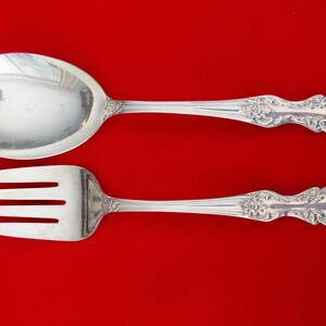 WM Rogers MFG Co. Serving Pieces Extra plate - Set of 2 Large Fork and Spoon 8 6/8&quot; L (#1204)
