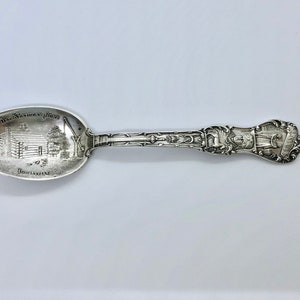 Kentucky  Louisville Collectible Sterling Silver Souvenir Spoon (#1288)