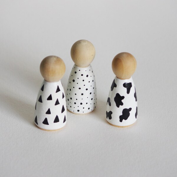 Wooden pegg dolls, handmade kids toy, black and white, wooden toy, painted dolls, puppets