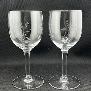 Mid Century Barware Starburst Small Wine Glasses -Set of 2