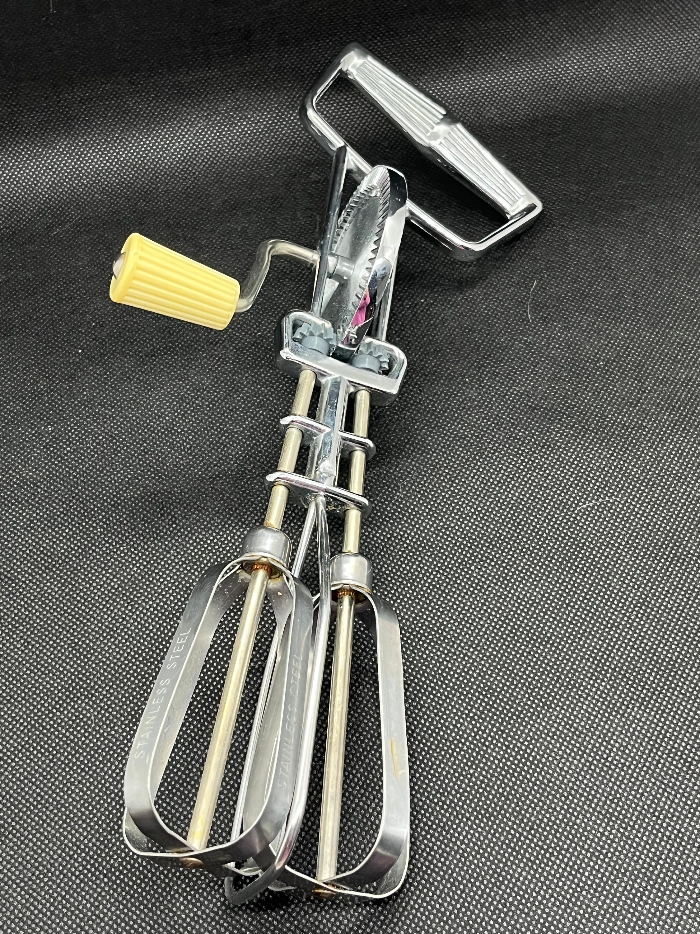 Review for Hand Whisk Rotary Egg Beater! 