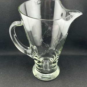Vintage MCM Etched Starburst Glass Pitcher with Ice lip