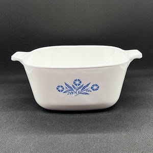 Vintage Corning Ware Blue Cornflower Casserole Dish