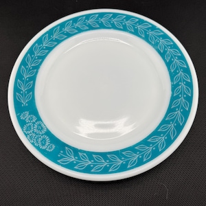 Vintage Laurel Milk Glass Green and Turquoise Single Dinner plate  by Corning (Pre-Pyrex) 1950s