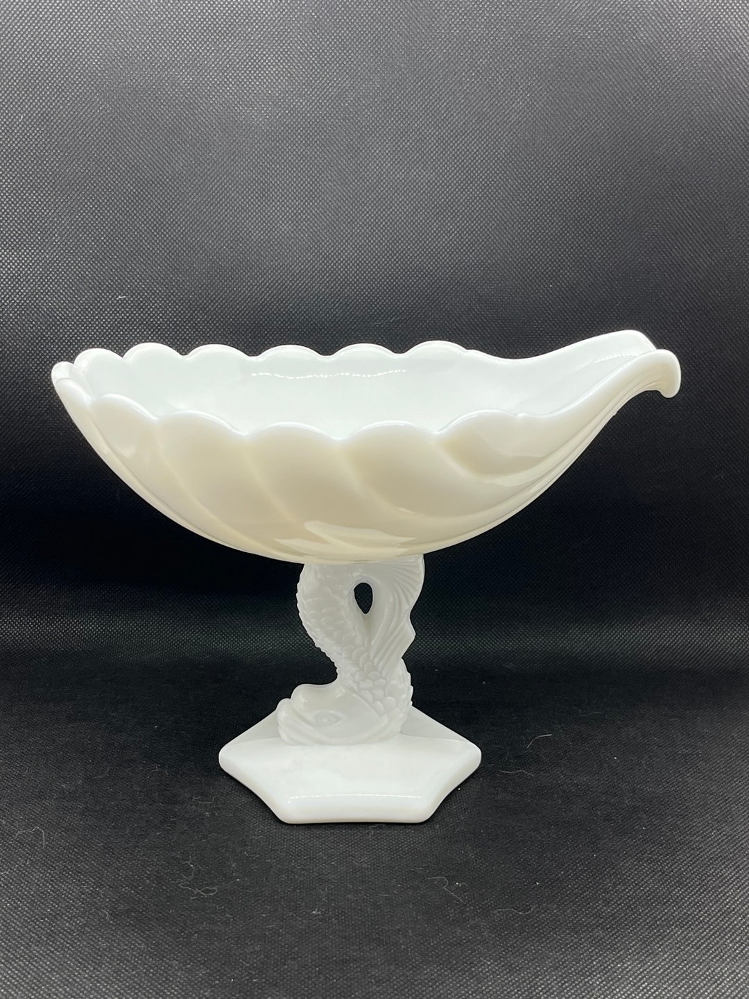 Vintage Westmoreland Milk Glass Dolphin Stem W/shell Compote/bowl Etsy