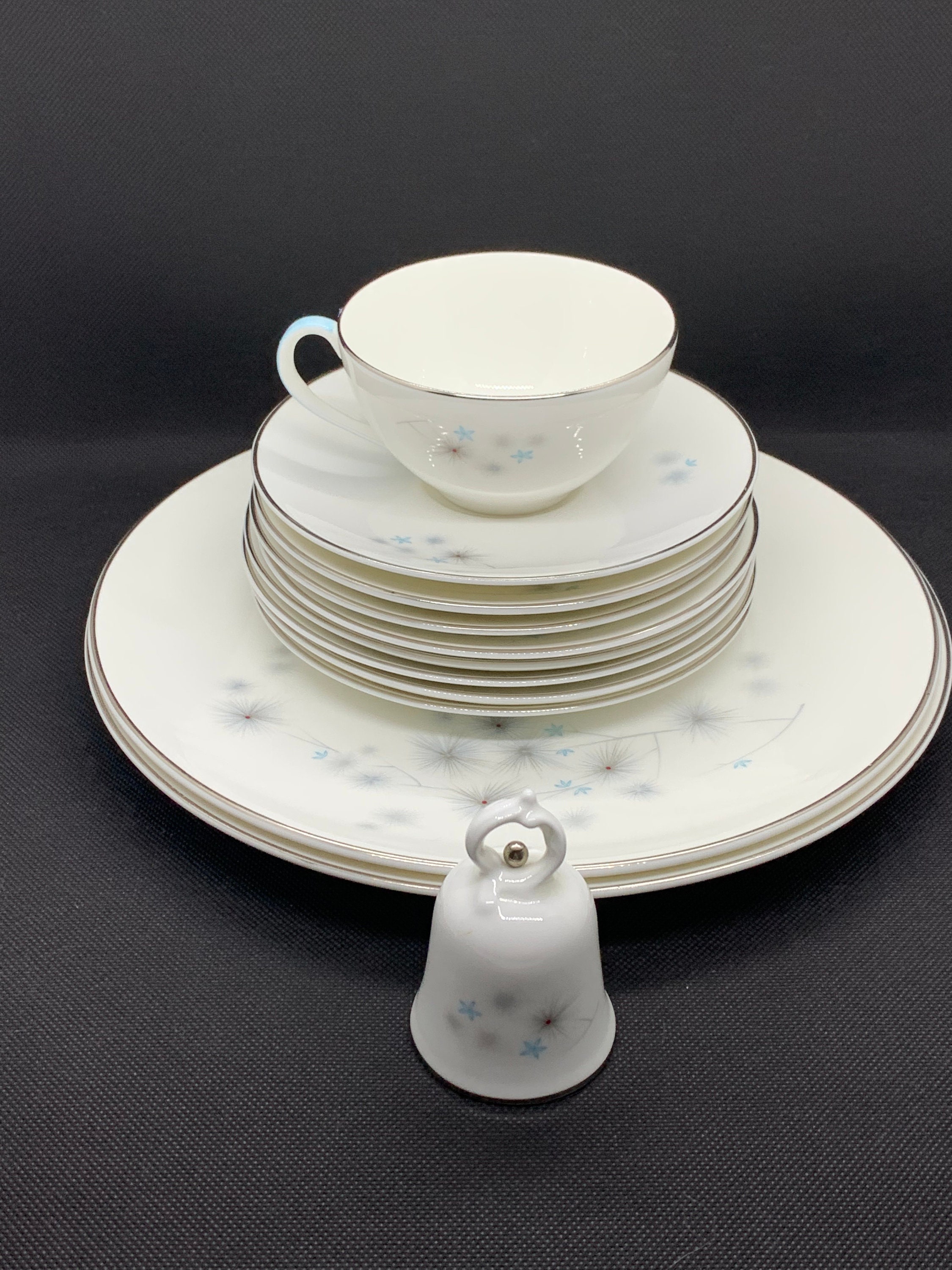 Royal Doulton China Thistledown Pattern Cup Saucers Bread Etsy