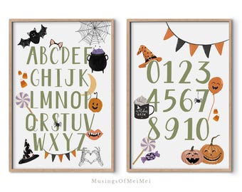 Peut inclure: Deux affiches imprimables sur le thème d'Halloween. La première affiche présente l'alphabet sur un fond vert avec diverses illustrations sur le thème d'Halloween. La deuxième affiche présente les chiffres de 0 à 10 sur un fond blanc avec diverses illustrations sur le thème d'Halloween.