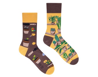 Gardening socks | Plant socks | Garden socks | Gardener's socks | mismatched socks | funny socks | patterned socks | colorful socks