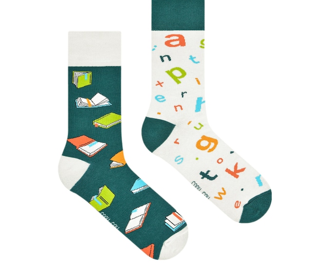 Bookworm socks | Books socks | Letters socks | Alphabet socks | Reader socks | Student socks