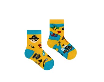 Pirate kids socks | Pirate's Treasure mismatched socks for kids | funny socks for children