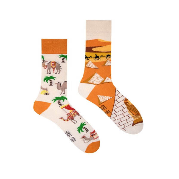 Camels from Egypt | Camels socks | Egypt socks | Sphinx socks | Pyramids socks | mismatched socks | funny socks