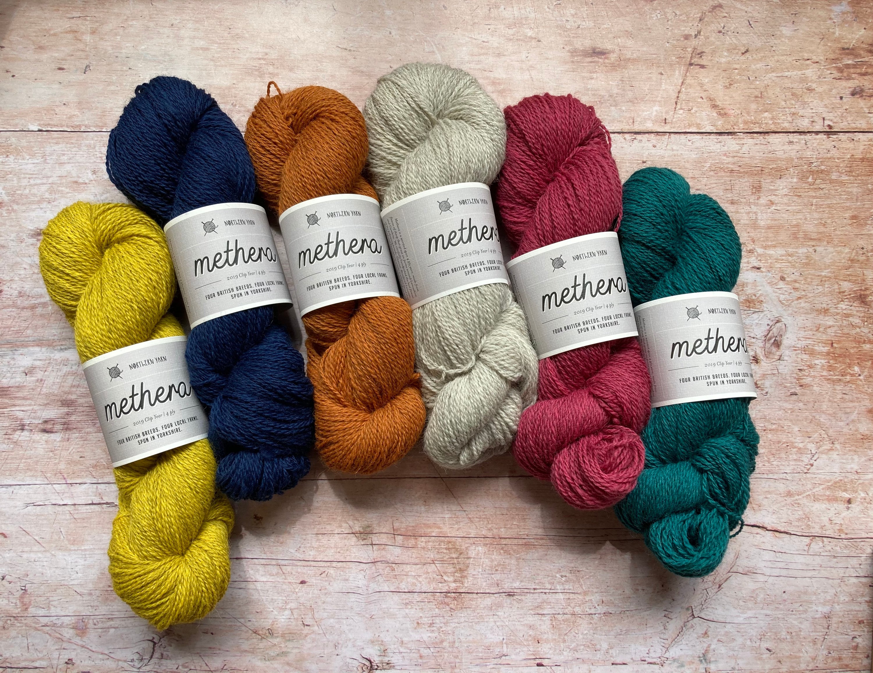Laine Shetland Rustique Fil Brut 200g - Blanc écru, Touche D'agneau, Qualité UK, Tricot/crochet