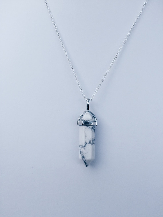 Raw Natural Rock Quartz Crystal Net Pocket Pendant Chakra Healing Stone  Necklace | eBay