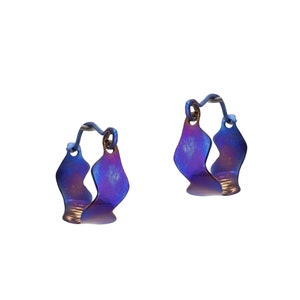 Titanium Blue hoop earrings, Mens small hoop earrings, Small titanium hoop earrings, Titanium hoop earrings. Diameter - 17 mm / 0,7 in