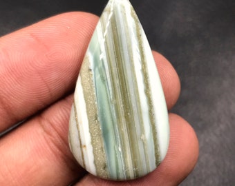 Saturn Chelcydony Cabochon...Pear Cabochon...36x19x6 mm...31 Cts...A#M1962