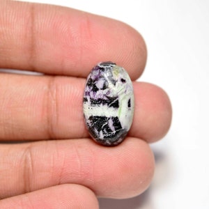 Kammererit-Cabochon... Ovaler Cabochon...19x12x5mm...10Cts...#i806