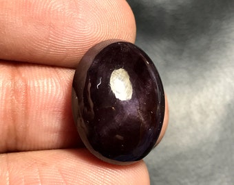 Star Garnet Cabochon...Oval Cabochon...20x15x9 mm...32 Cts...A#L4504