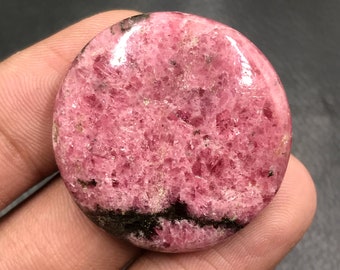 Cabochon en rhodonite...Cabochon rond...32x7 mm...72 carats...A#L7689