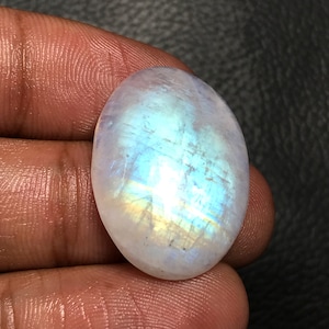 White Rainbow Moonstones Cabochon...Oval Cabochon...28x19x6 mm...36 Cts...A#L6030