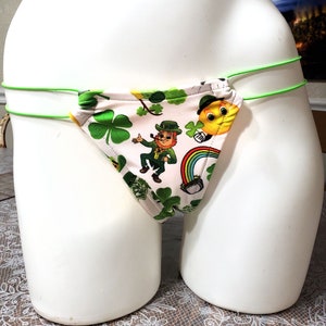 T-shirts med fjärilsbaksida för kvinnor, UV-neon geometrisk irländsk strippunderkläder för St Patrick's Day, stringtrosor, rave, klubb, exotiska, danskläder