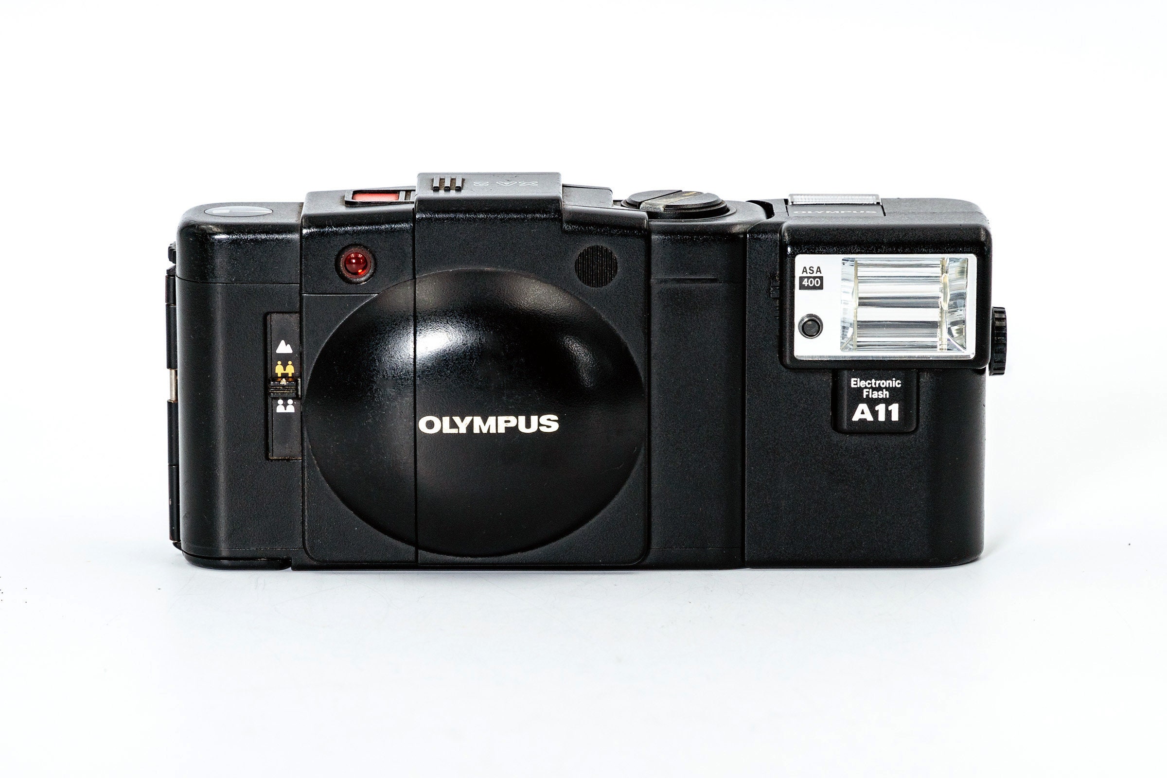 The OlympusXA2 Super Compact Rangefinder with excellent DZuiko 35mm