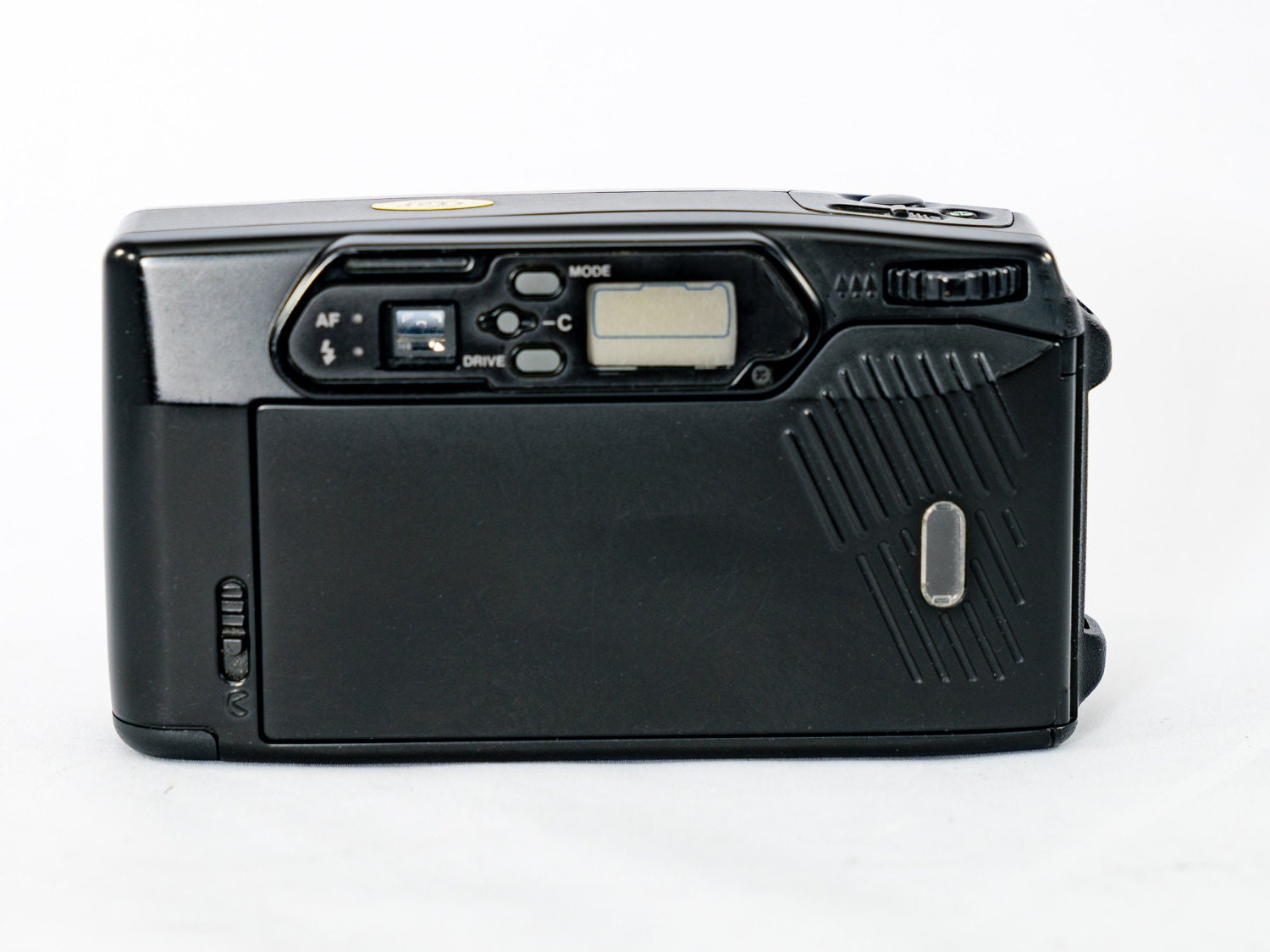 PENTAX IQZoom 900 PointandShoot 35mm Film Camera with 3890mm Tele