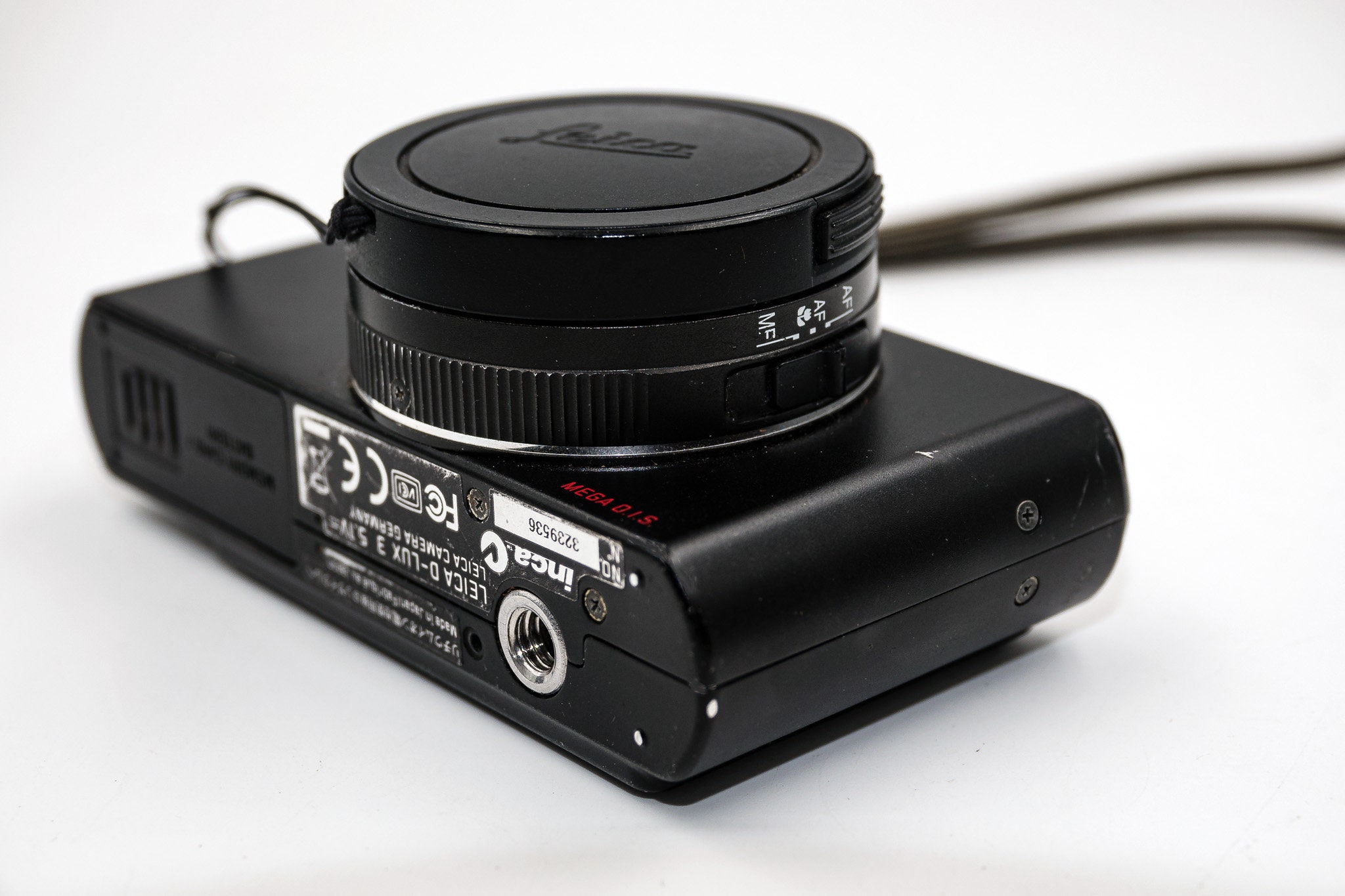 Leica DLUX 3 ultra compact camera with Leica DC VarioElmarit zoom 28