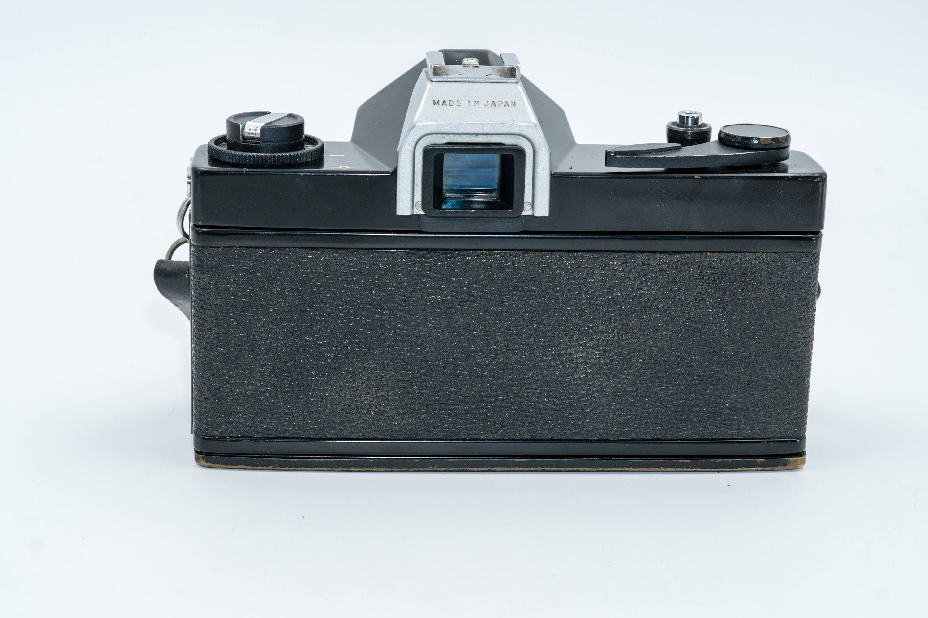 Ricoh Singlex TLS SLR Camera With Fast Yashica Yashinon-ds Ricoh Singlex TLS SLR Camera With Fast Yashica Yashinon-ds