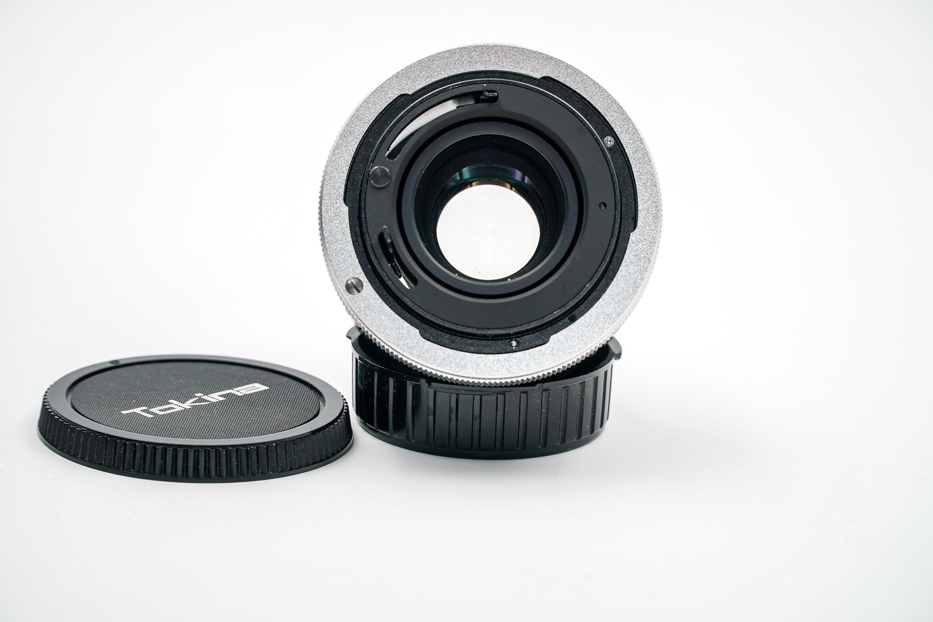 Tokina 100300mm ATX with constant f4 aperture lens, Canon FD Mount