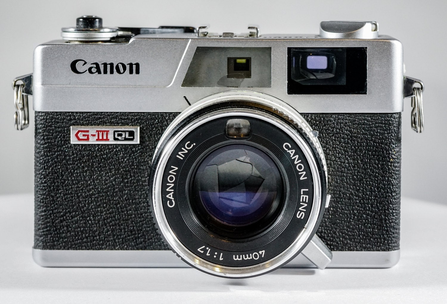 Famous Canon GIII QL17 35mm Rangefinder Camera with fast 40mm
