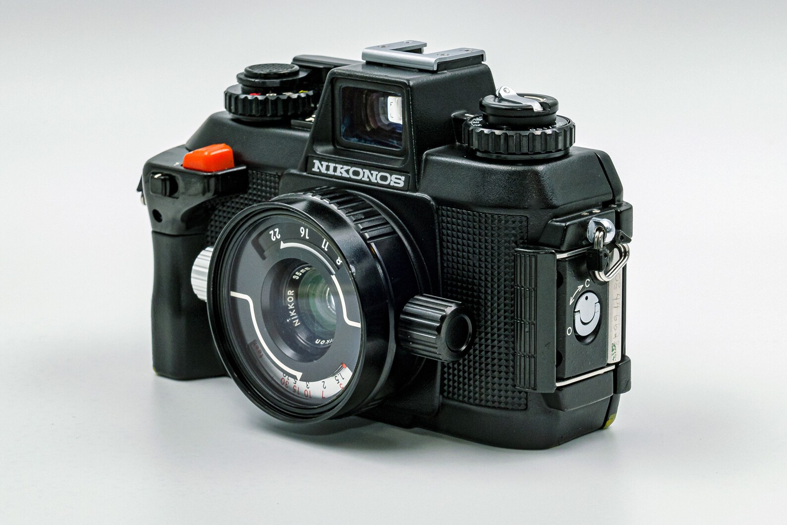 NIKONOS IVA Underwater Film Camera With Wnikkor 35mm F/2.5 Etsy