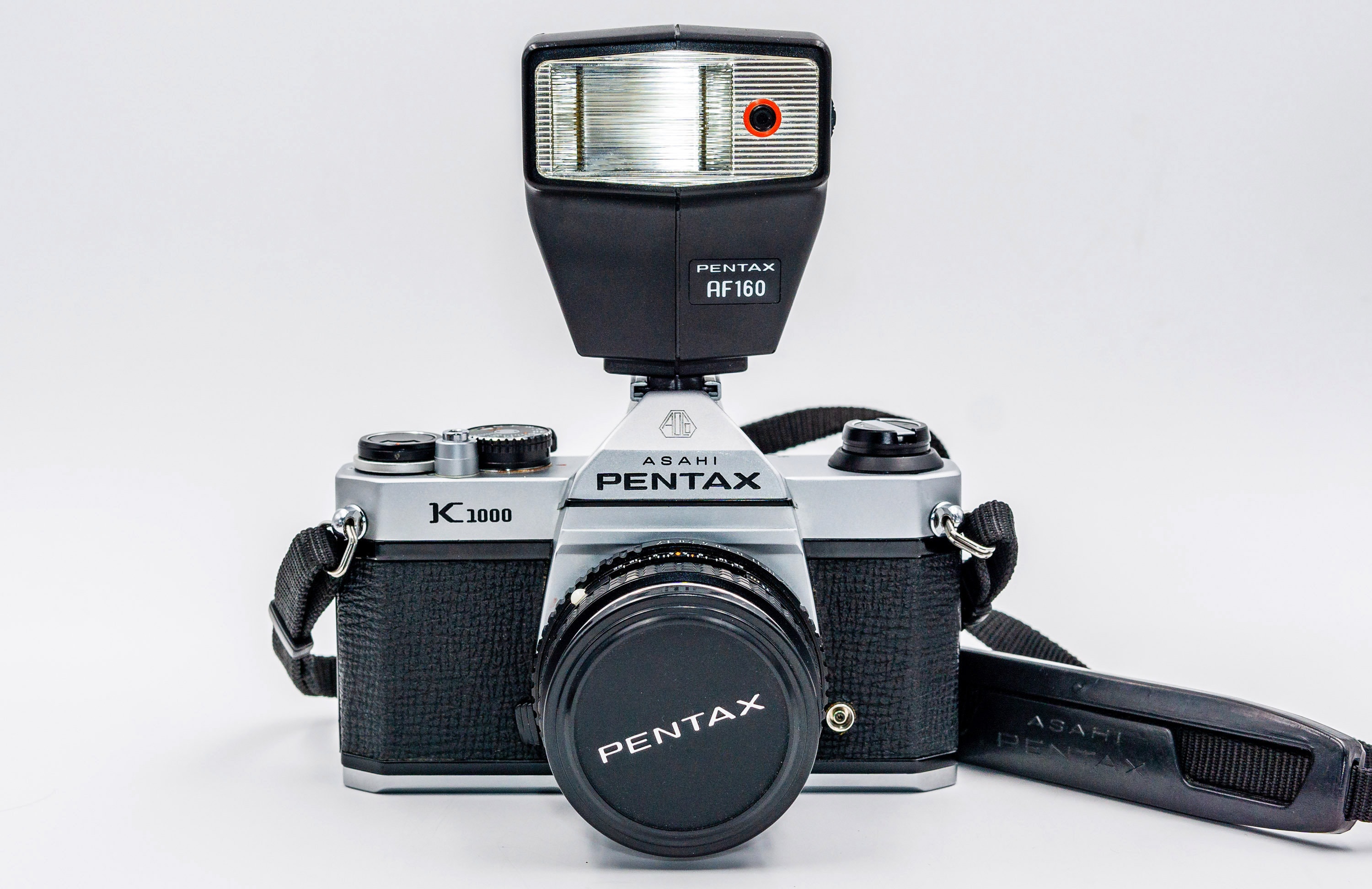 Iconic PENTAX K1000 Film Camera with SMC PentaxM 50mm f1.7 lens