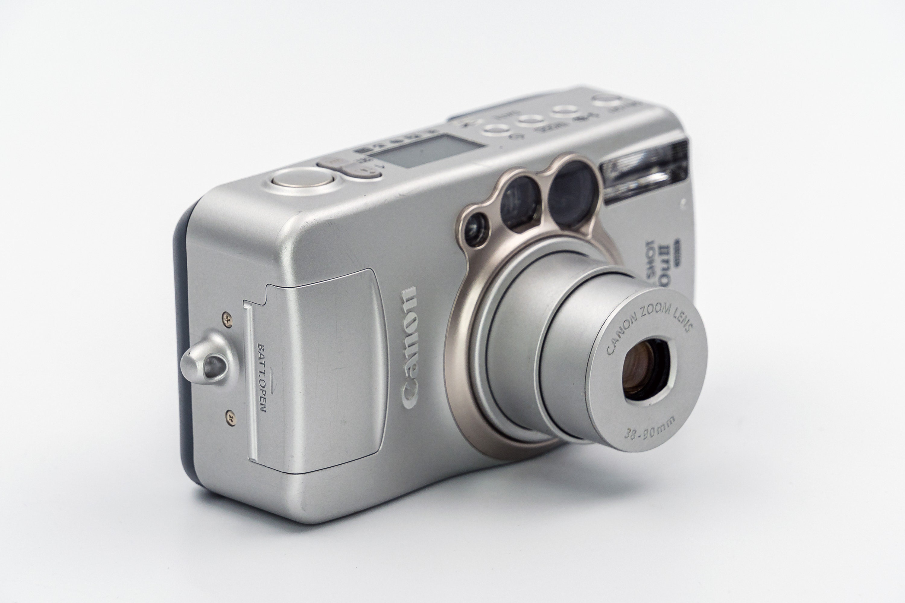 Canon Sure Shot 90u II 35mm PointandShoot Camera with Canon 3890mm