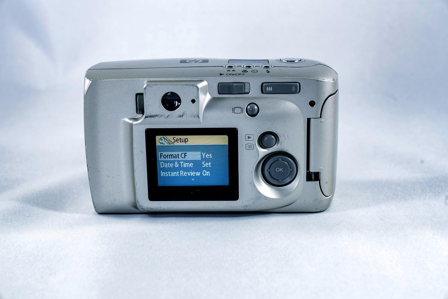 HP Photosmart 715 3MP Digital Camera