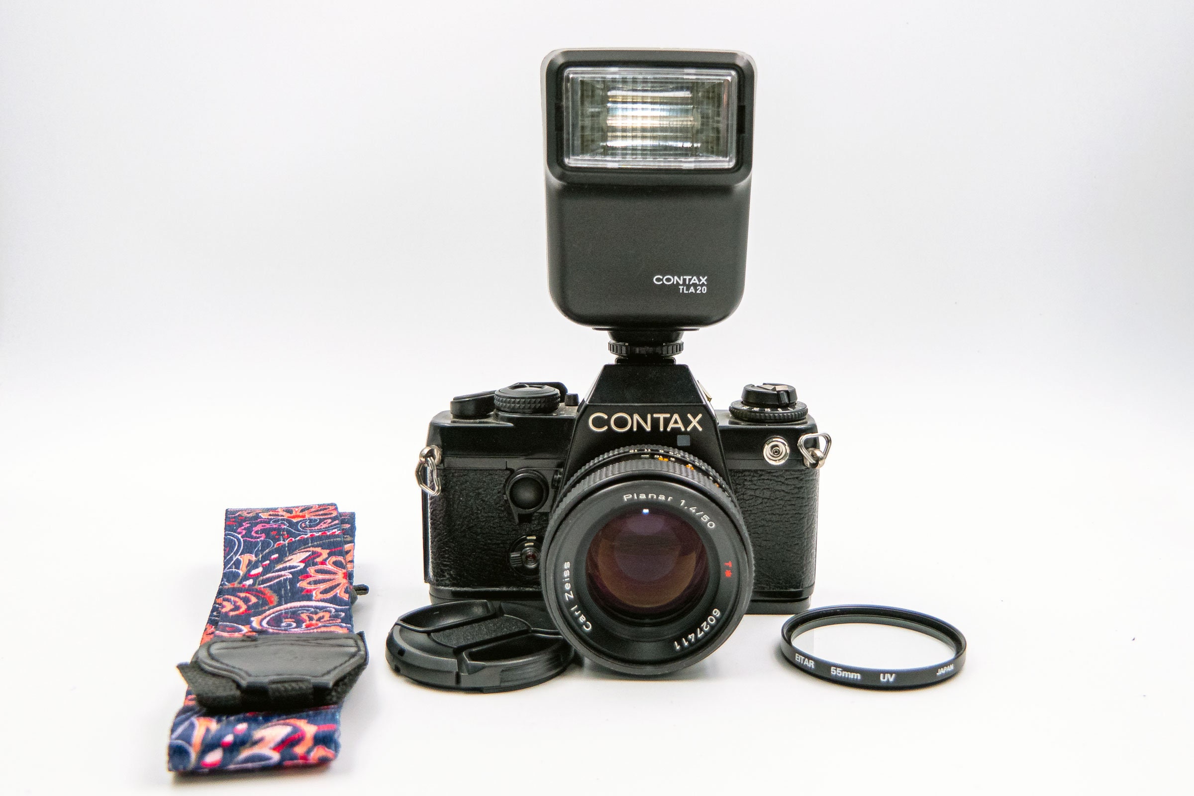 CONTAX 139 Quartz 35mm SLR Camera with Legendary Carl Zeiss
